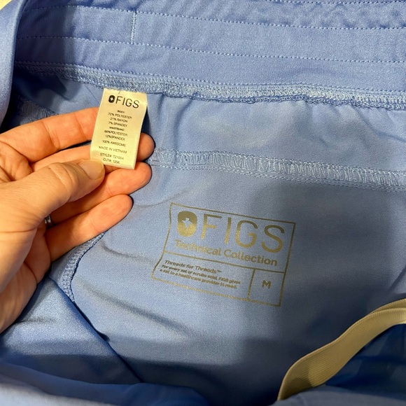 FIGS scrubs, Women’s size medium - Picture 7 of 7